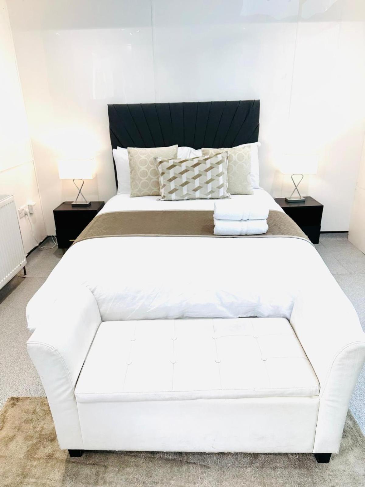 Westferry Two Apartment London Exterior photo